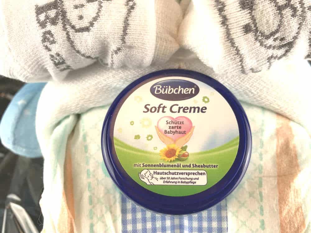 Das Windelmotorrad enthält eine Dose Soft Creme von Bübchen